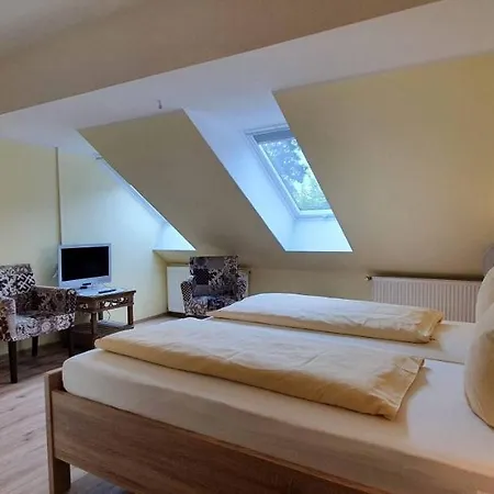 Szálloda Schatthaus 3*
