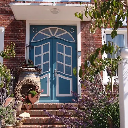 ホテル Schatthaus 3*