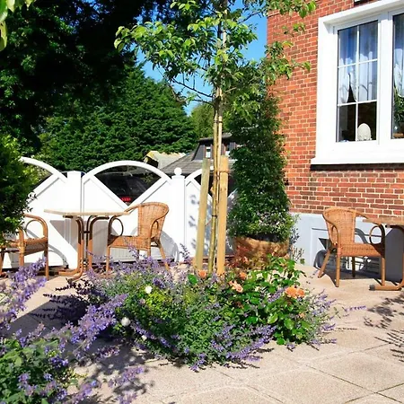 ホテル Schatthaus 3*